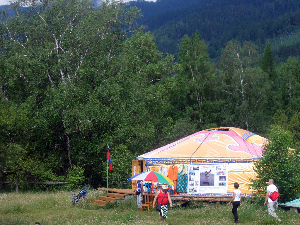 Аршан, Тункинская долина, Бурятия. Июль 2009