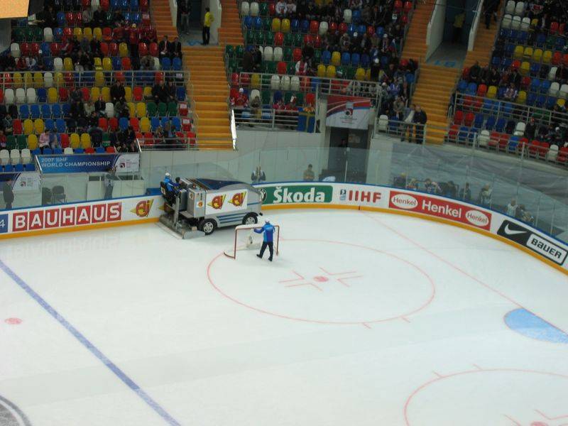 hockey12.jpg