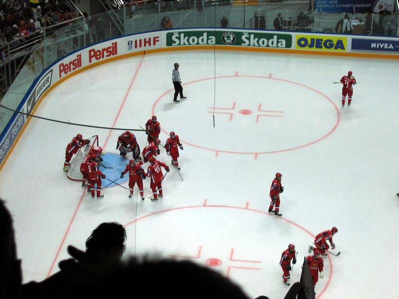 hockey19.jpg