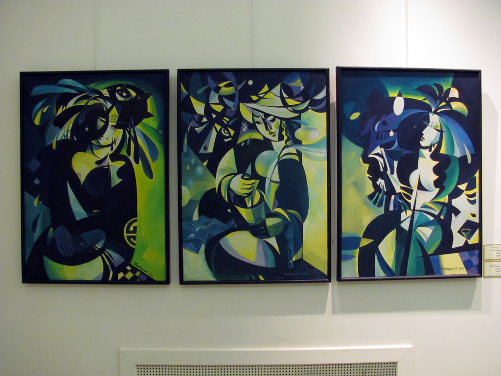 Музей природы Бурятии. Республиканский художественный музей им. Ц.С. Сампилова. Июль 2010