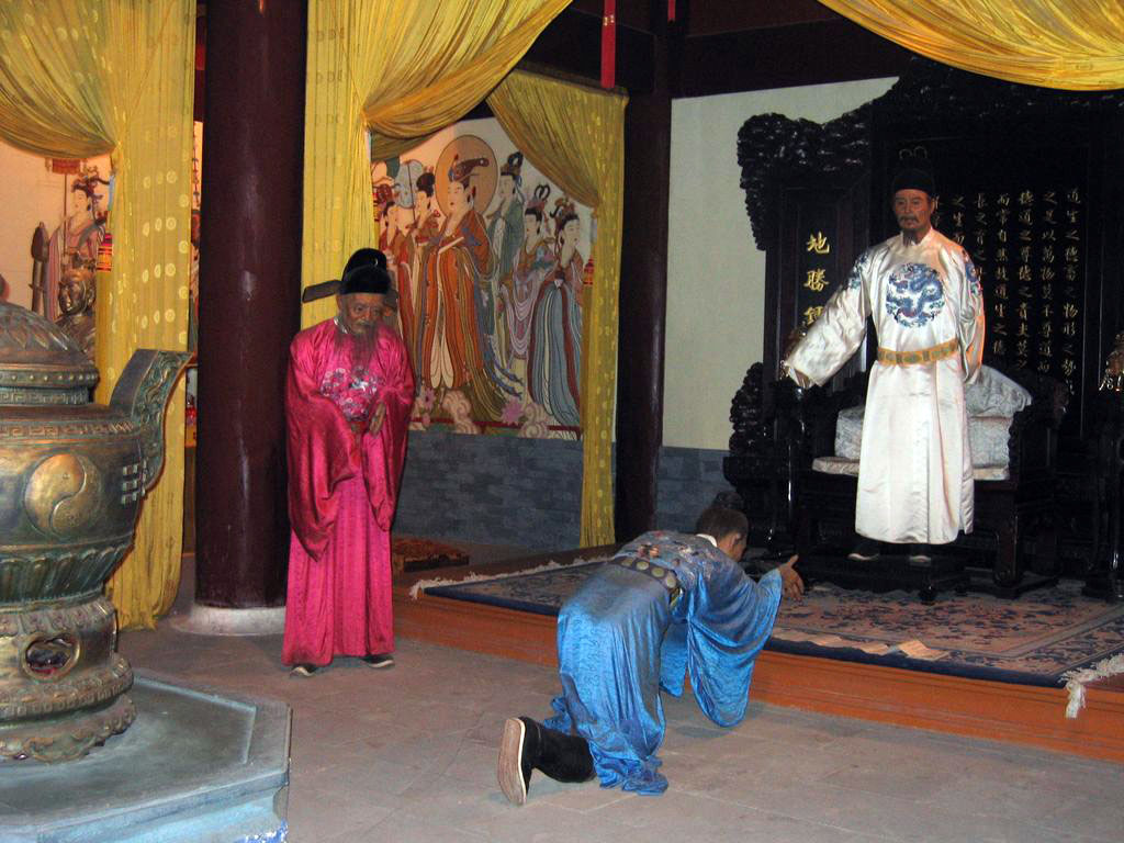 Пекин. Музей восковых фигур императоров династии Мин