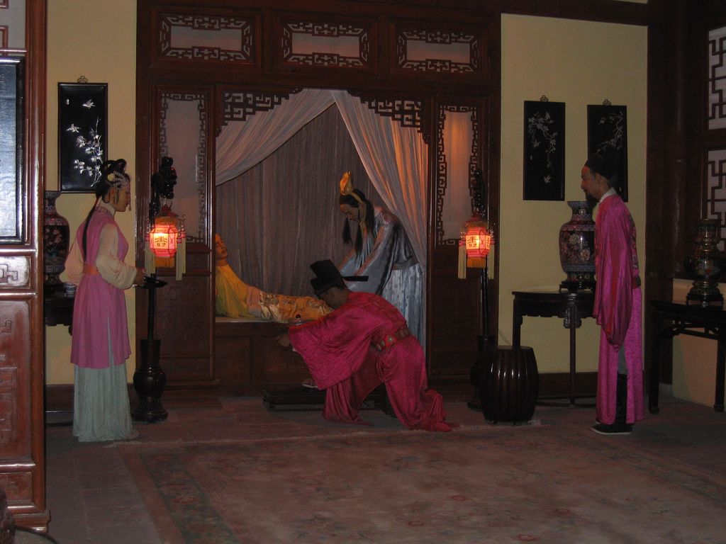 Пекин. Музей восковых фигур императоров династии Мин