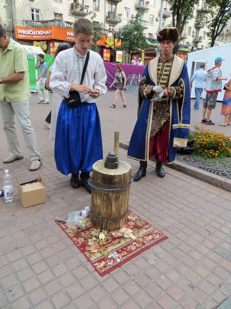 Евро 2012. Киевская фан-зона и матч Англия - Швеция