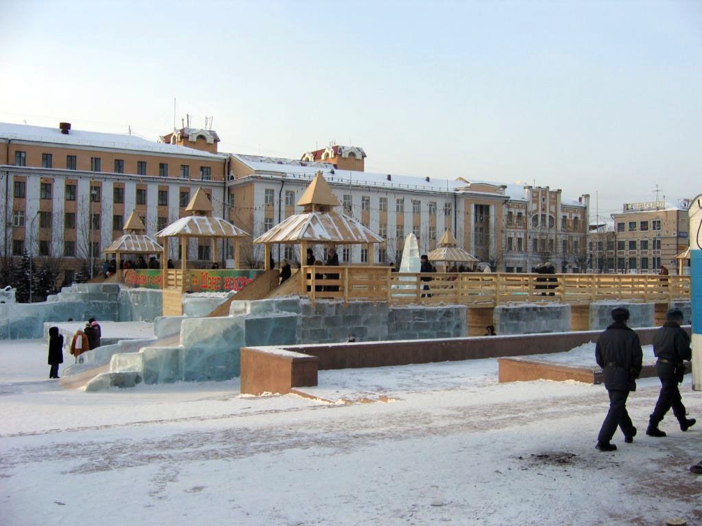 Январь 2006 Улан-Удэ. Новогодняя площадь Советов.